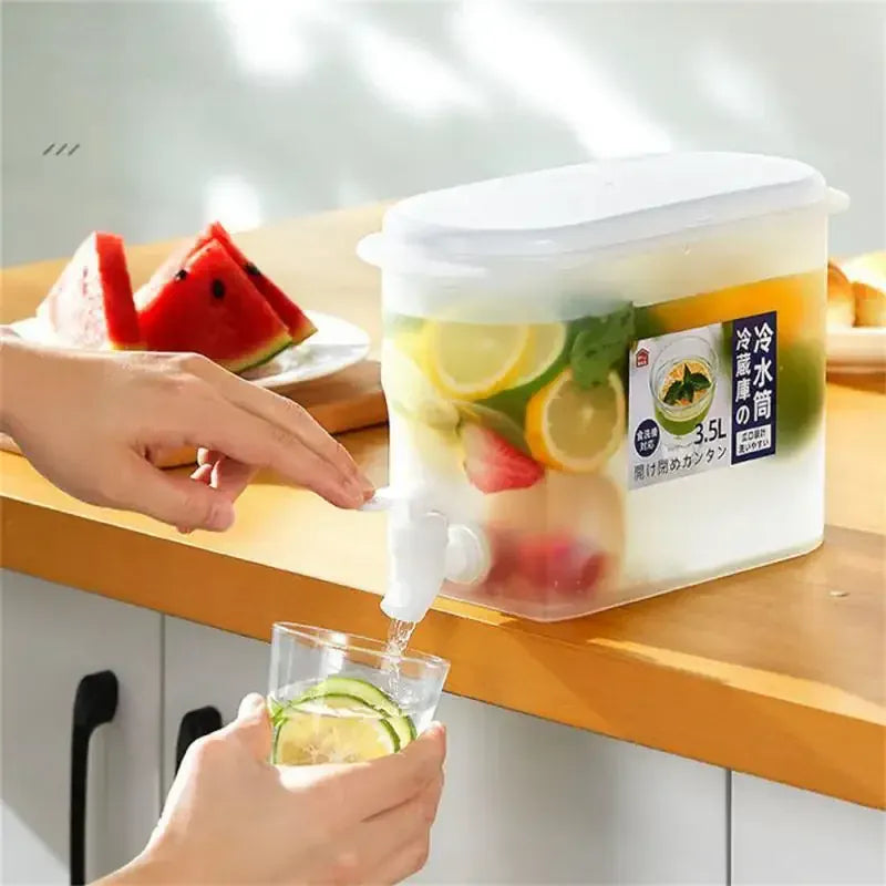 Refrigerator Cold Kettle with Faucet  Bottle Drinkware Kettle Pot Beverage Dispenser Cool Water Bucket Kitchen Tool Fruit Jugs